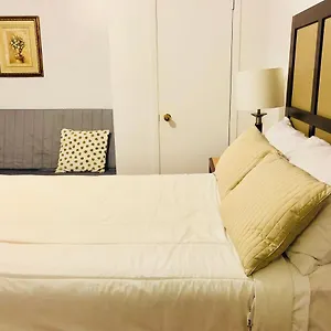 Park Avenue Hotel